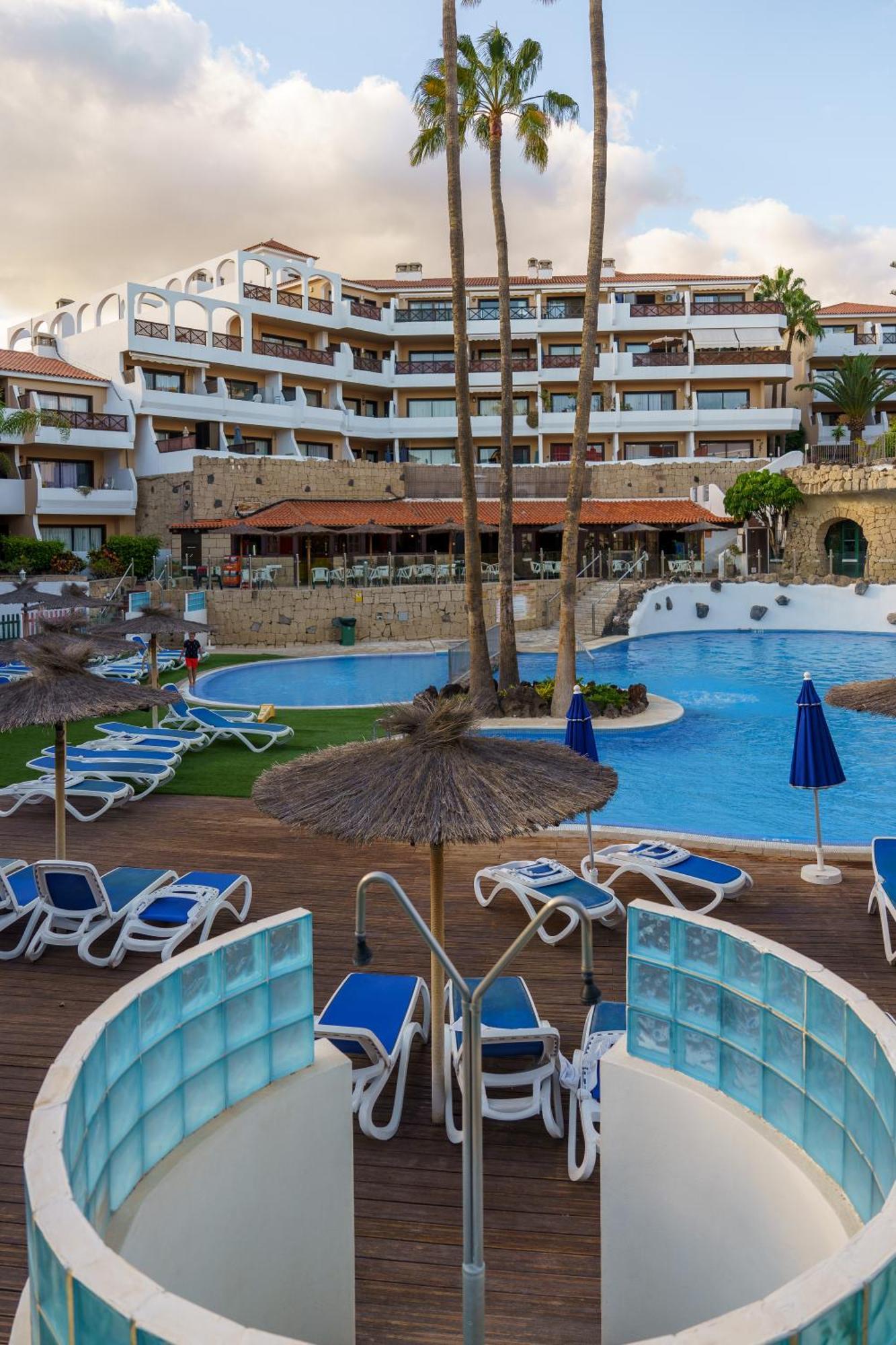 Forest Flat - Big Heated Pool, Terrace, Tv Channels, Golf Courses San Miguel de Abona Eksteriør billede