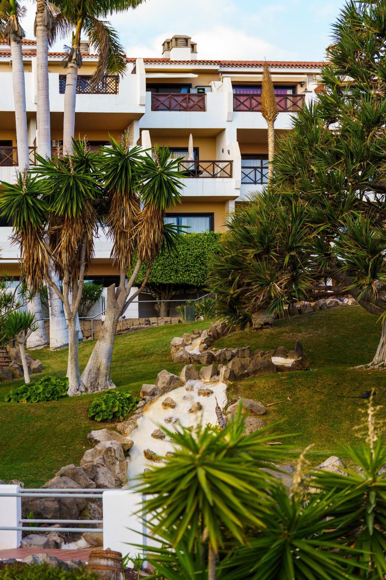 Forest Flat - Big Heated Pool, Terrace, Tv Channels, Golf Courses San Miguel de Abona Eksteriør billede
