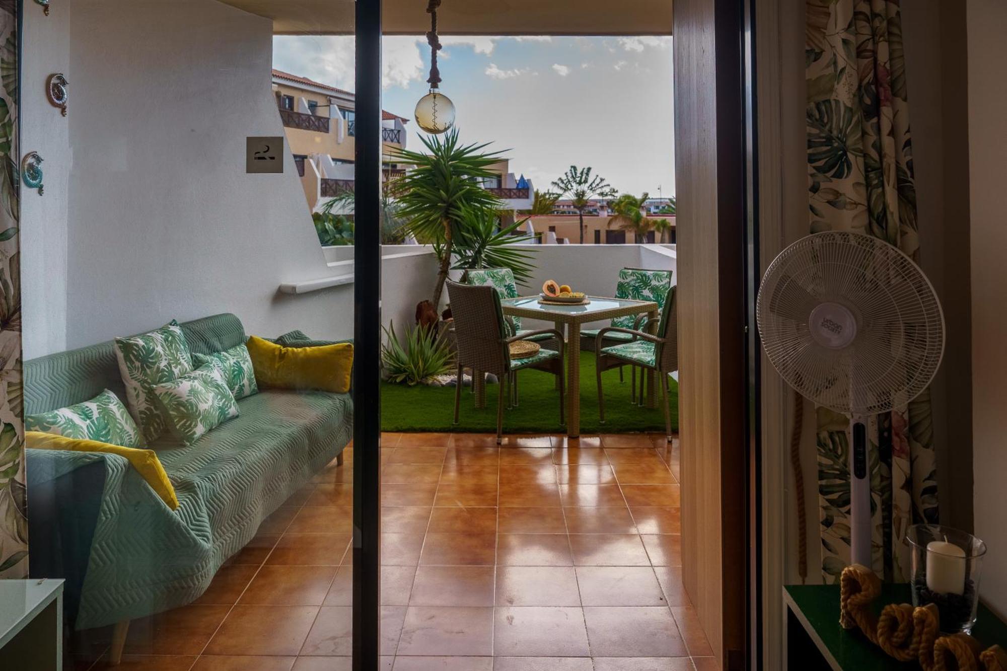 Forest Flat - Big Heated Pool, Terrace, Tv Channels, Golf Courses San Miguel de Abona Eksteriør billede
